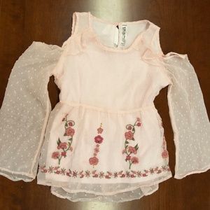 NWT Really pretty shirt girls size M w/embroidery